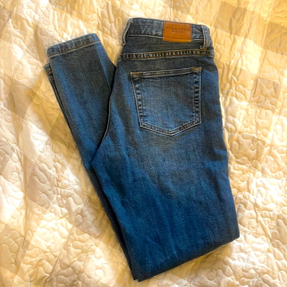 ❌SOLD ❌Burberry Relaxed Skinny Jeans size 26